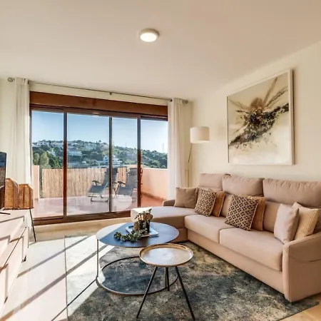 Golf 2br - Private Terrace, Beautiful Views, Near *