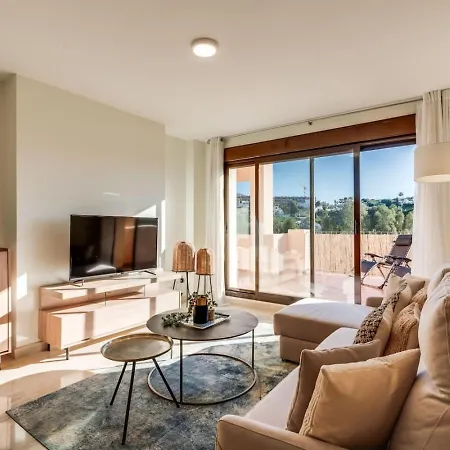 Golf 2br - Private Terrace, Beautiful Views, Near * Estepona