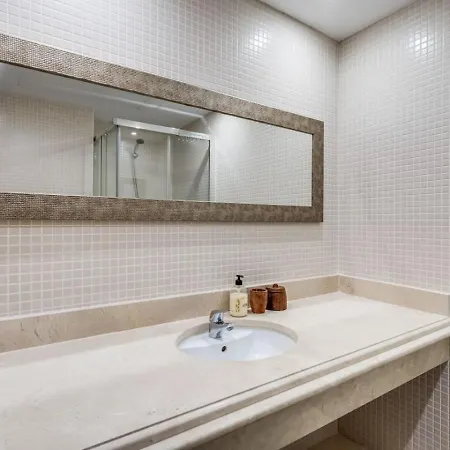 Apartment Golf 2br - Private Terrace, Beautiful Views, Near Estepona