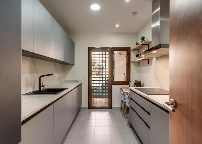 Golf 2br - Private Terrace, Beautiful Views, Near *